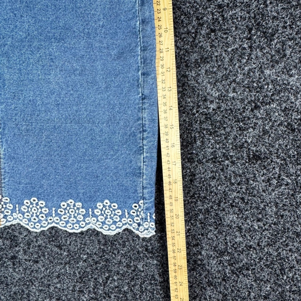 Tommy Jeans Denim Mini Skirt Eyelet Lace Hem Medium Wash Blue Womens Size 0 - Picture 4 of 6